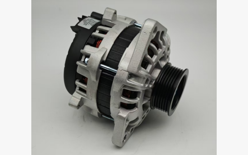 Alternator VG1095094002/1013437090；Sinotruk Weichai WD615 Engine Spare Part