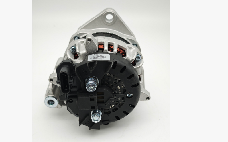 Alternator VG1095094002/1013437090；Sinotruk Weichai WD615 Engine Spare Part
