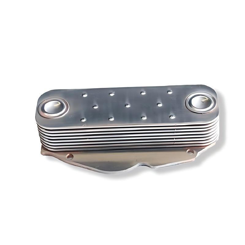 Engine Oil Cooler Core Assembly VG1500010334 for Sinotruk HOWO / Weichai WD615 Engine